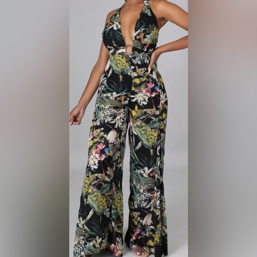LUXXEL Non-Stretch jumpsuit  Size Small